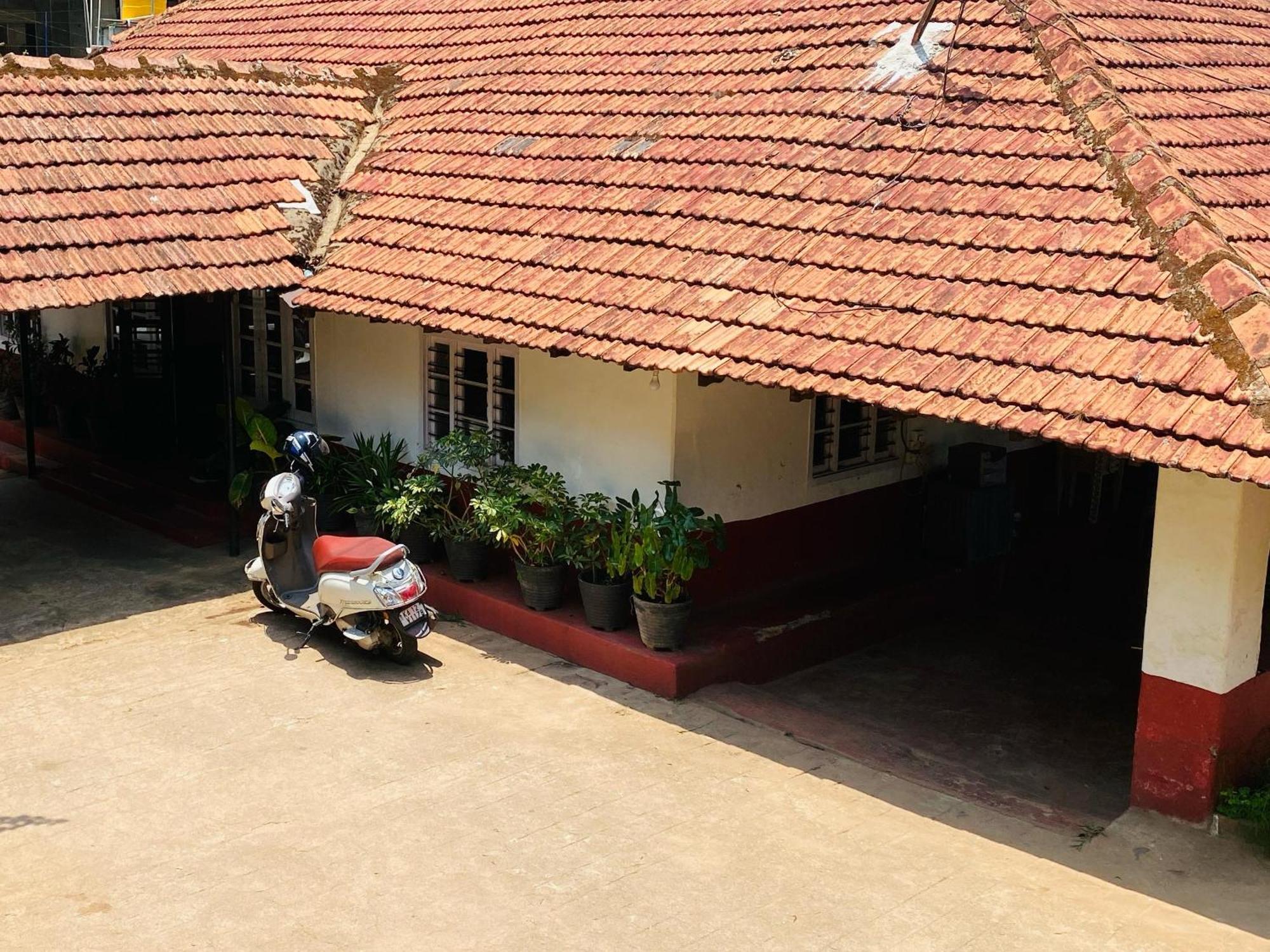 Coorg Daffodil Guesthouse Madikeri Exterior photo